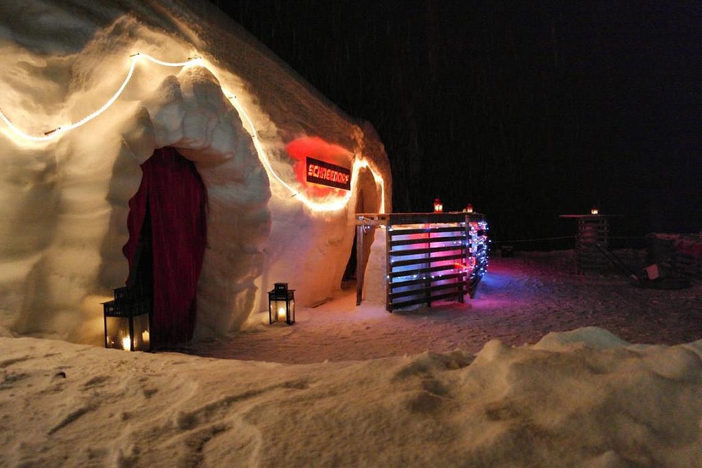 Iglu Übernachtung in den Alpen