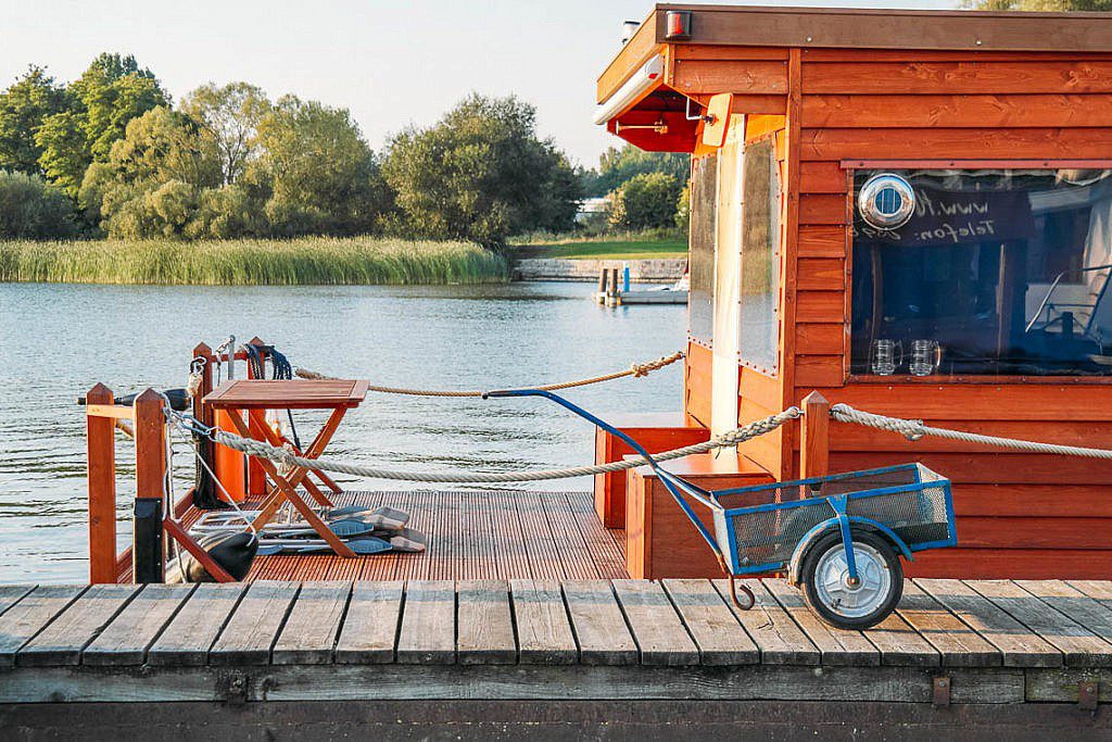 Floßfahrt auf der Mecklenburgischen Seenplatte