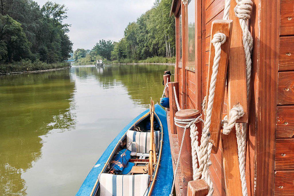 Floßfahrt auf der Mecklenburgischen Seenplatte