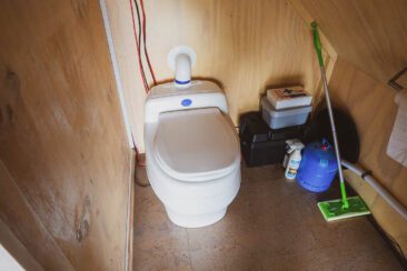 Floating Lodge Floß Fort Uitermeer