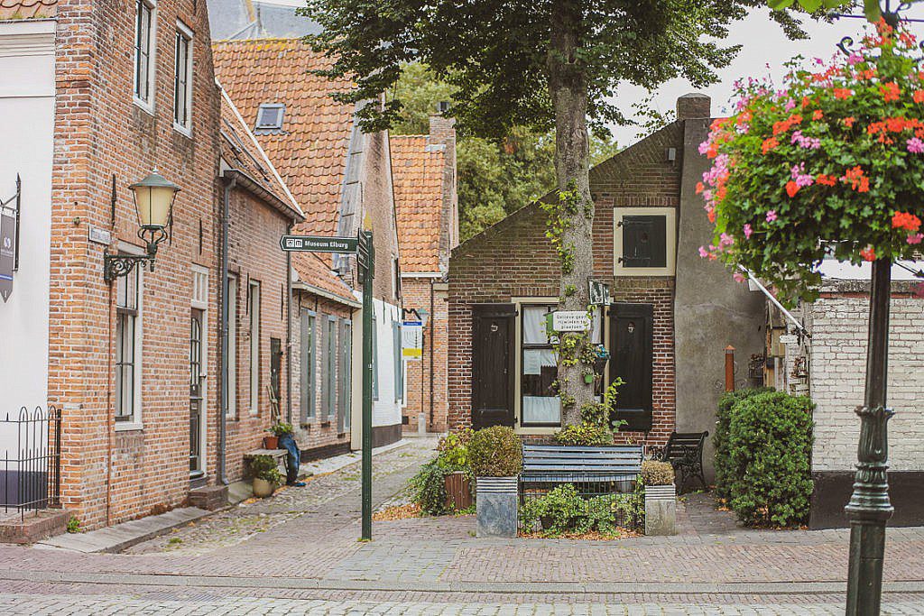 Muurhuisje Elburg