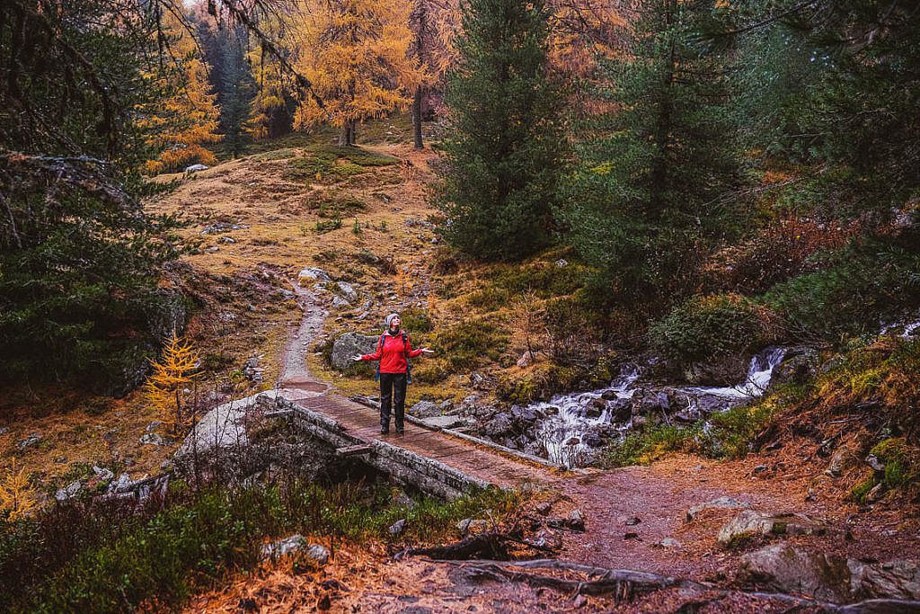 Indian Summer Schweiz Wanderung zum Lagh da Saoseo Val da Camp