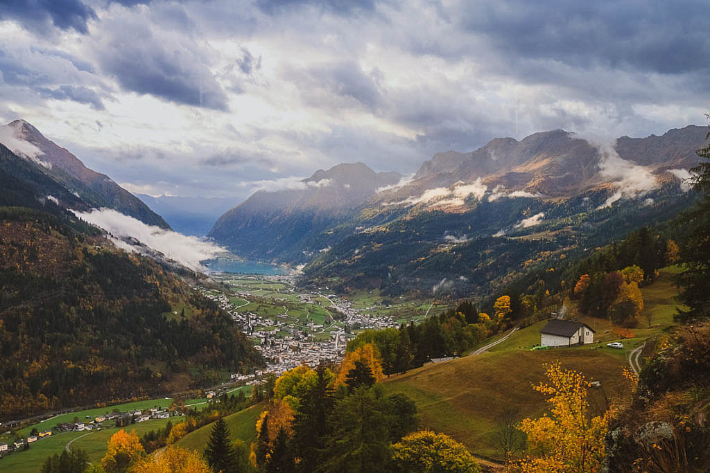 Indian Summer Schweiz Valposchiavo Anreise mit dem Bernina Express