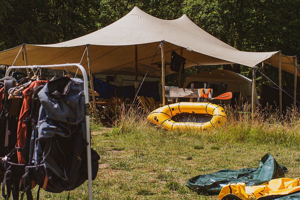 Basislager Packrafting in Frankreich