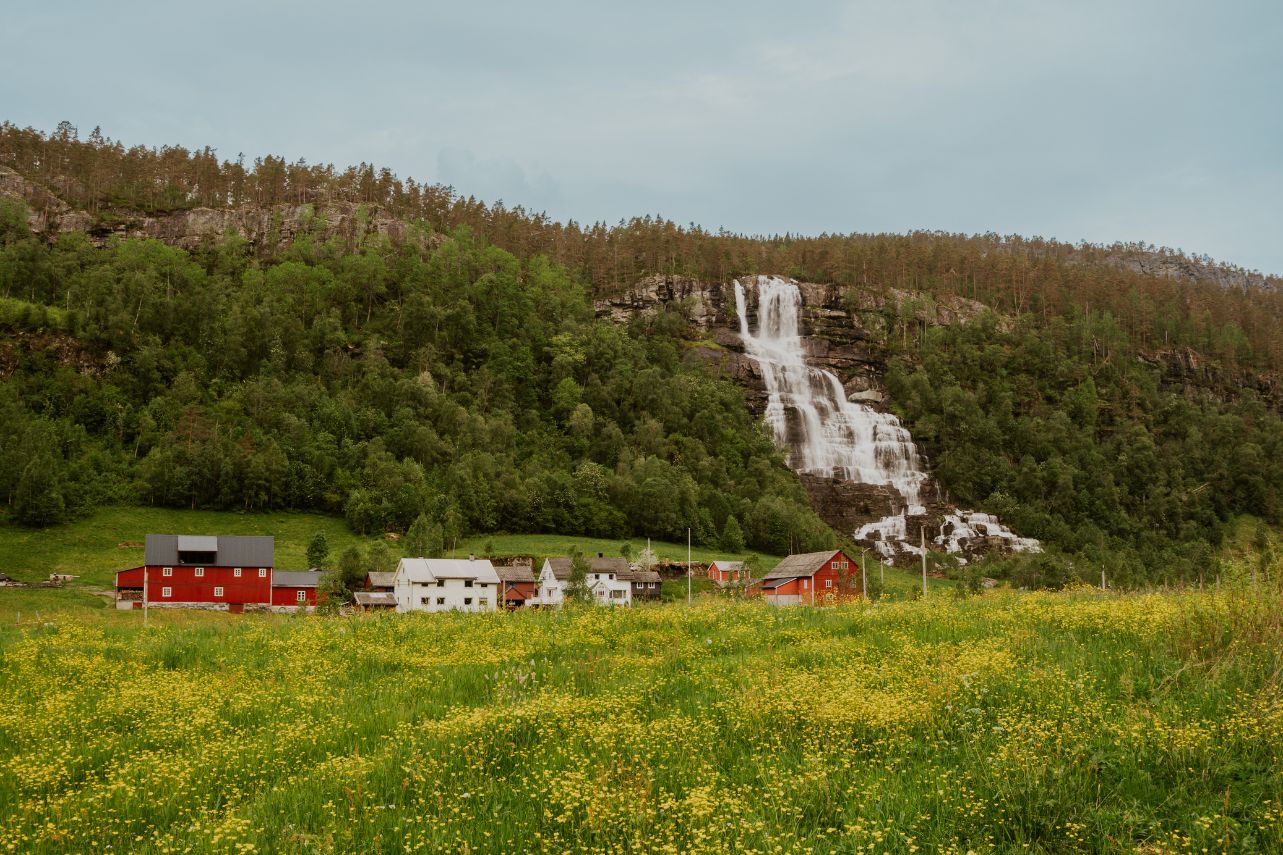 Tvindefossen Wasserfall Norwegen